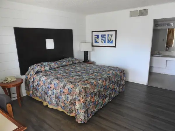 Economy Inn Main image