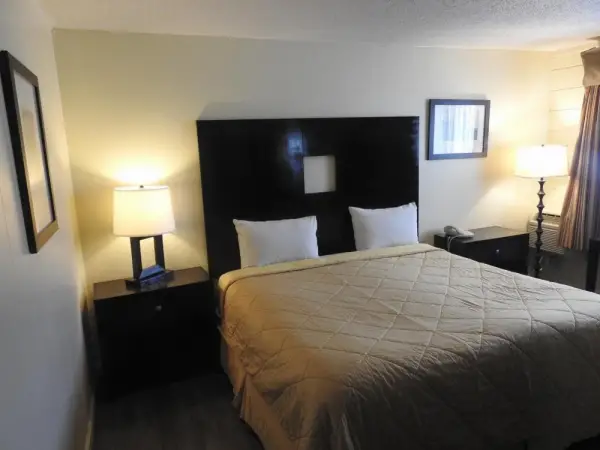 Economy Inn 6