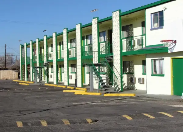 Economy Inn 8